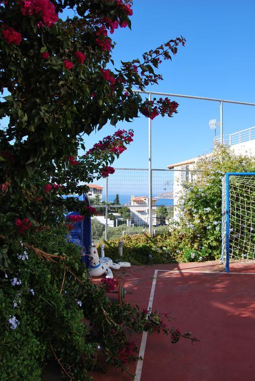Thimari Sports & Spa With Private Pool And Jacuzzi Kaap Soenion Buitenkant foto