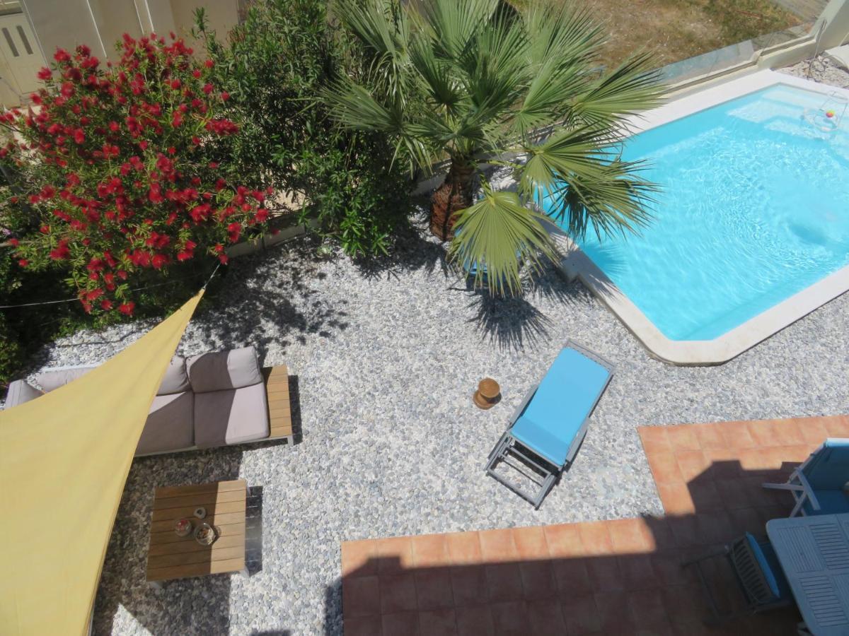 Thimari Sports & Spa With Private Pool And Jacuzzi Kaap Soenion Buitenkant foto